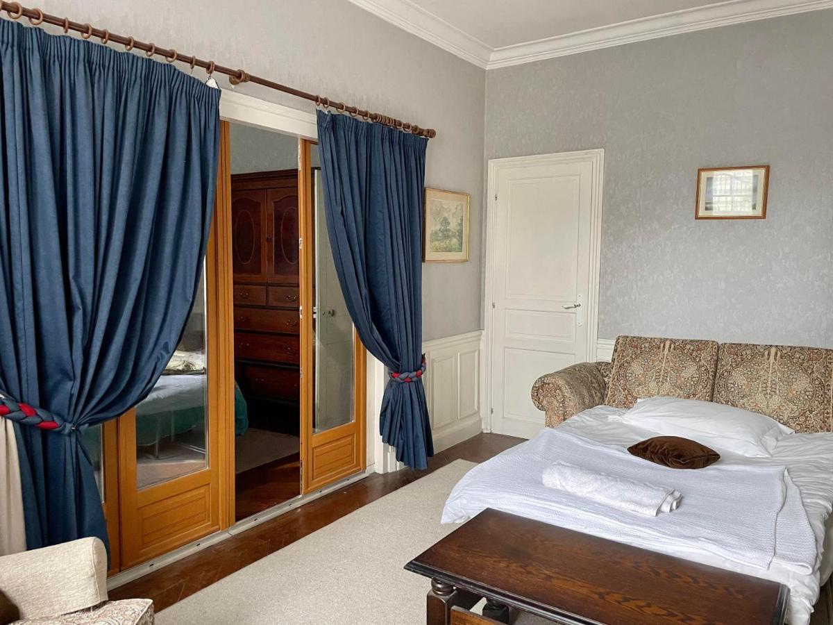 L'Escapade Place Voltaire Vermenton Экстерьер фото