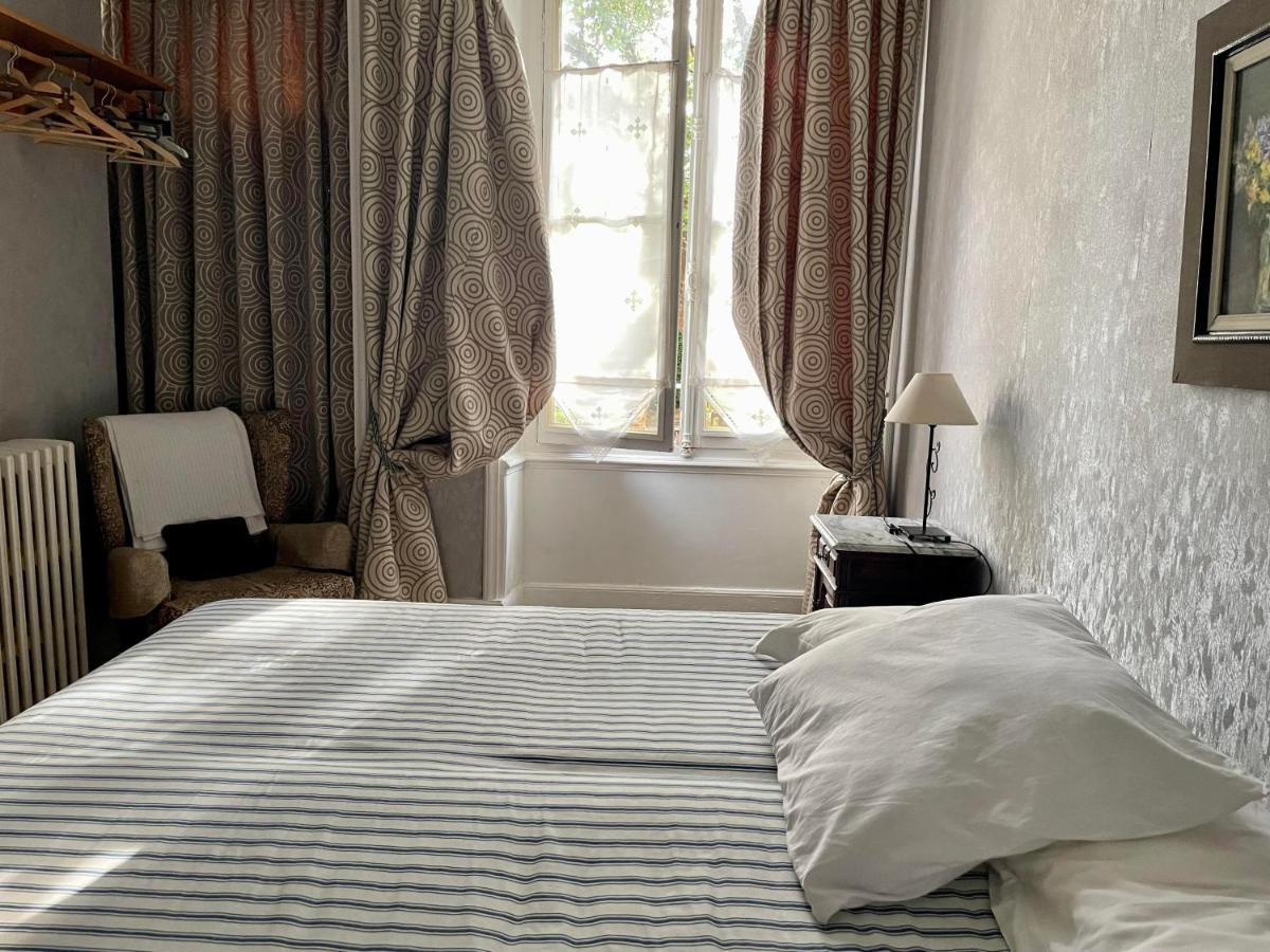 L'Escapade Place Voltaire Vermenton Экстерьер фото